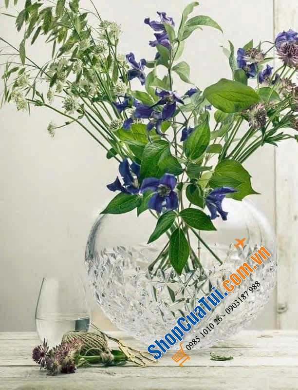 Lọ Hoa Cầu Orrefors – TINH HOA NGHỆ THUẬT PHA LÊ THỤY ĐIỂN