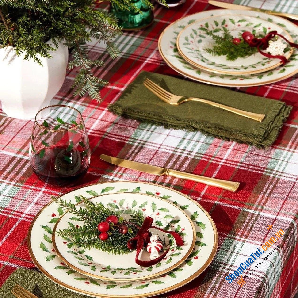 Sét bát đĩa viền vàng 24 karat Lenox Holiday.