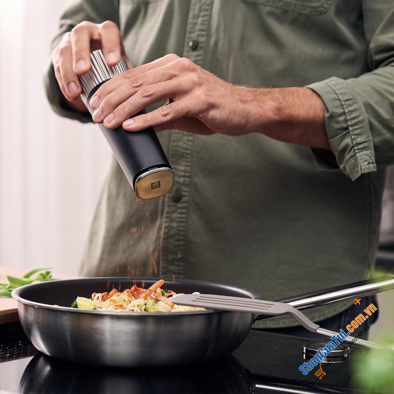 Xay tiêu muối Zwilling Spices Upside-Down.