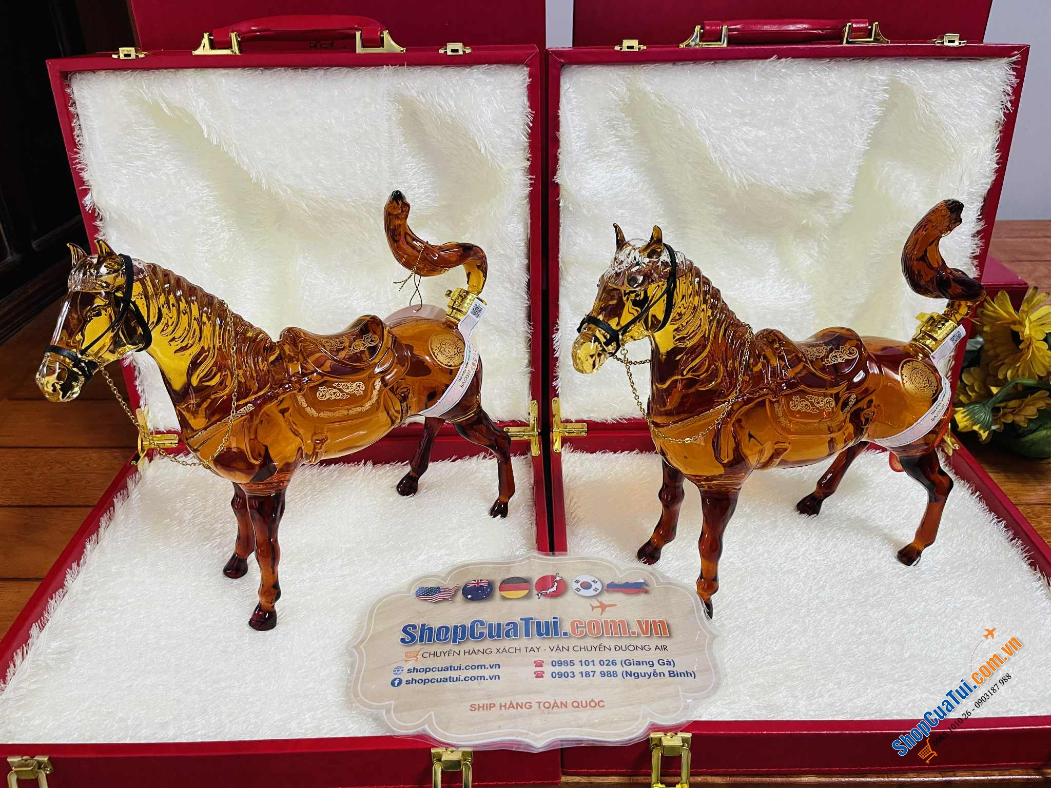 RƯỢU NGỰA PHONG THUỶ 1 LÍT - mã đáo thành công – sức mạnh, tốc độ và danh vọng, quà tết Giáp Ngọ 2026 tài lộc, thăng tiến (mẫu hộp nỉ)