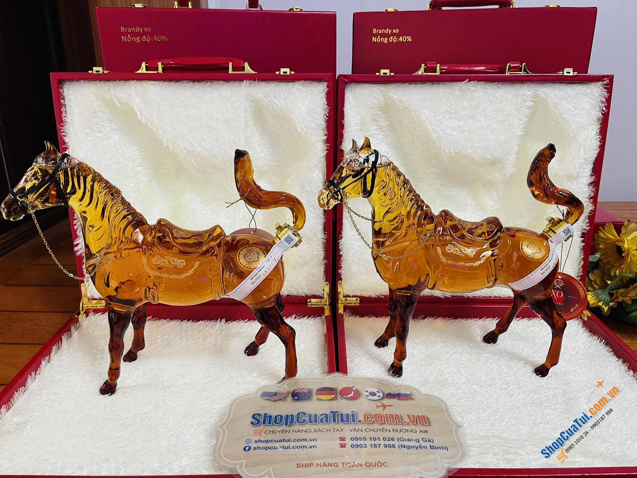 RƯỢU NGỰA PHONG THUỶ 1 LÍT - mã đáo thành công – sức mạnh, tốc độ và danh vọng, quà tết Giáp Ngọ 2026 tài lộc, thăng tiến (mẫu hộp nỉ)