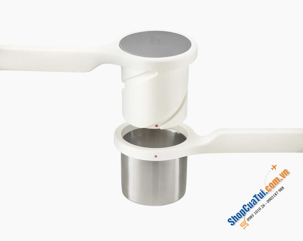 DỤNG CỤ NGHIỀN KHOAI TÂY JOSEPH JOSEPH HELIX 20100 – xoay nhẹ là mịn liền.