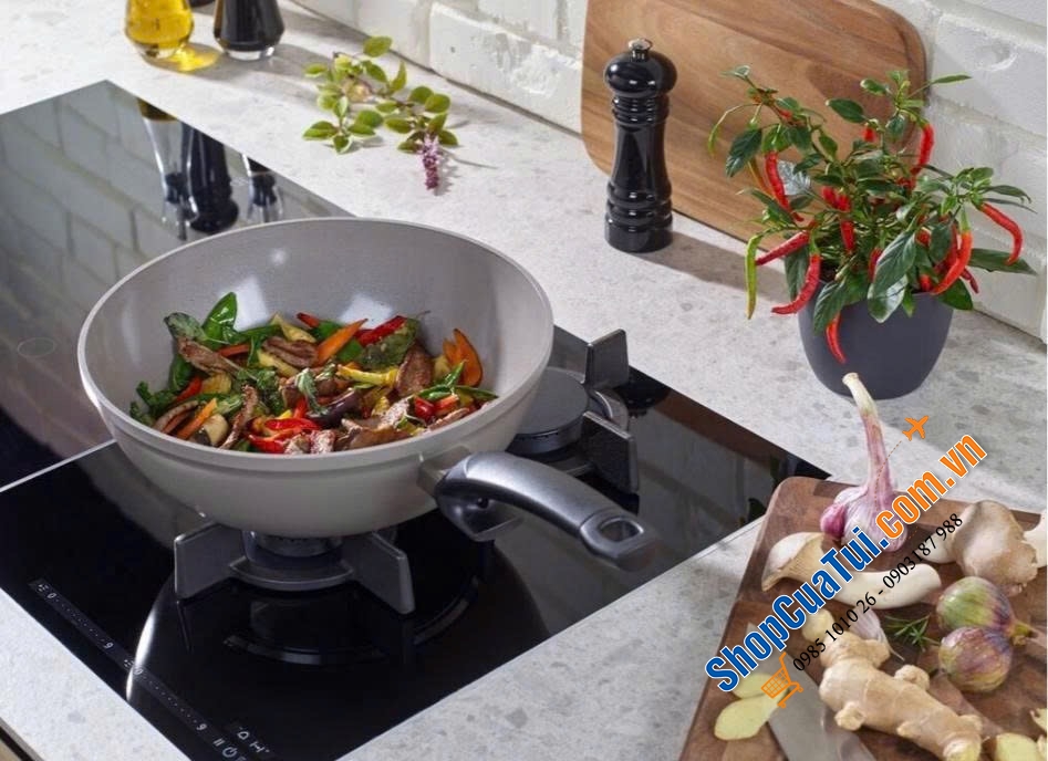 Chảo Fissler Ceratal Wok 30cm.