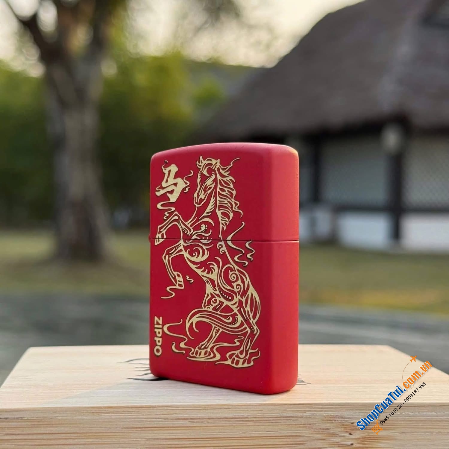 ZIPPO NGỰA VÀNG NỀN ĐỎ SIÊU HIẾM CẬP BẾN.