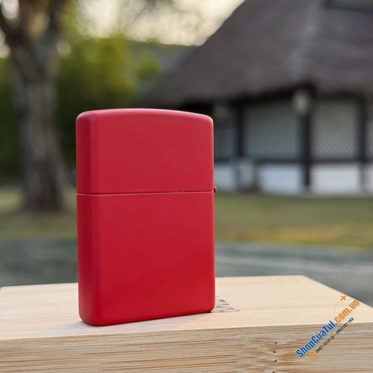 ZIPPO NGỰA VÀNG NỀN ĐỎ SIÊU HIẾM CẬP BẾN.