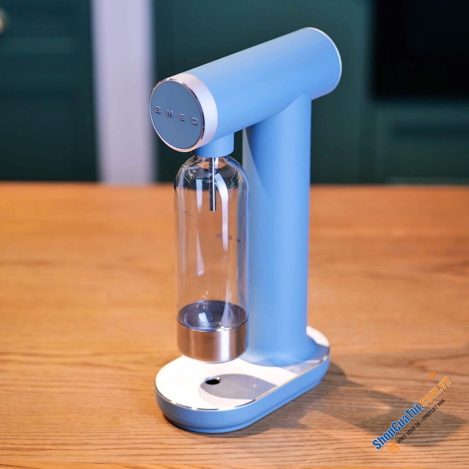 Máy tạo nước có ga không dùng điện SMEG SODA MAKER.