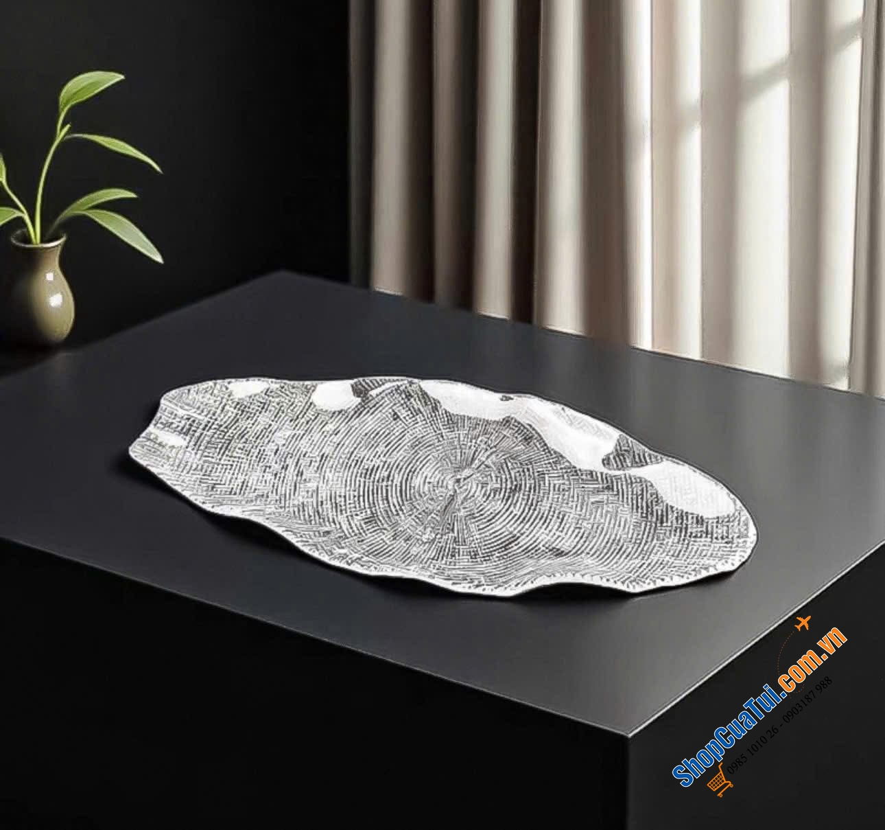 Đĩa thuỷ tinh dài hình lá 52cm Florence handmade.