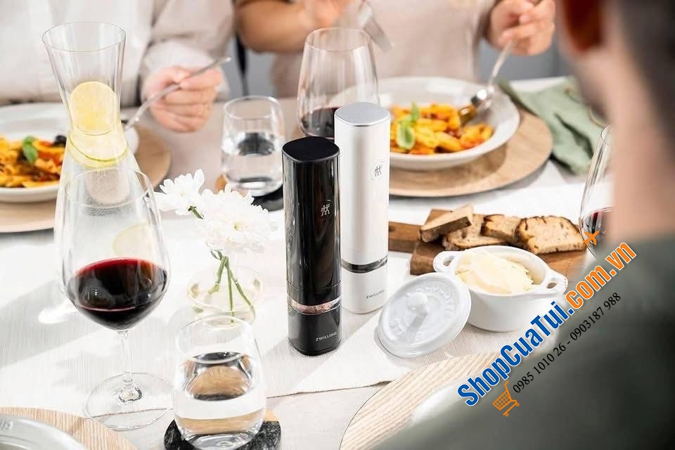 Xay tiêu muối tự động Zwilling Enfinigy - sang xịn mịn.