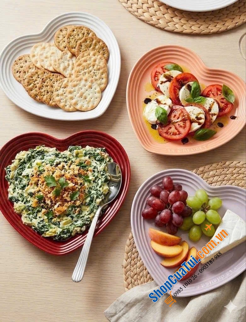 Set 4 đĩa hình tim Le Creuset (23cm)
