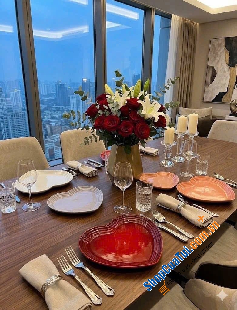 Set 4 đĩa hình tim Le Creuset (23cm)