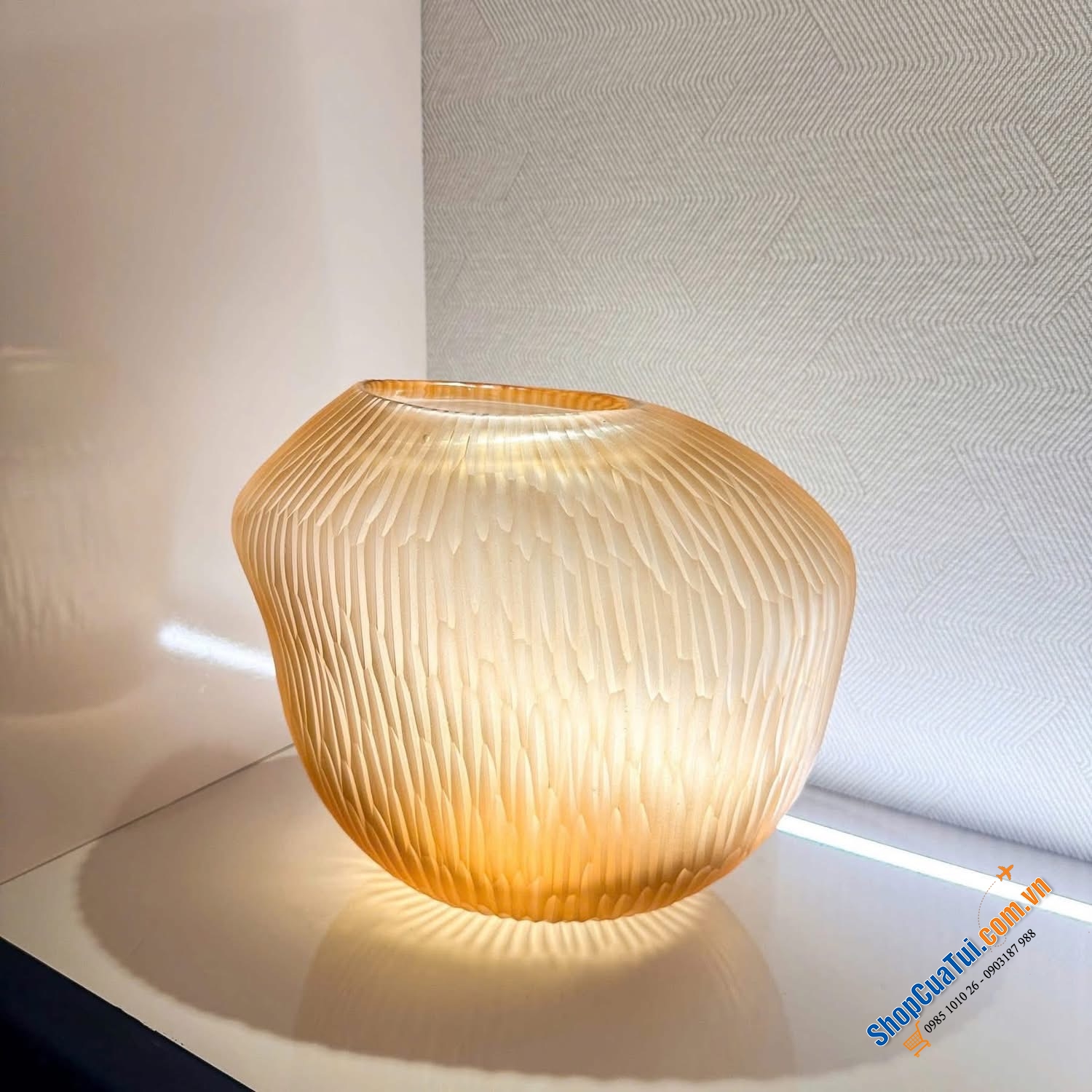 Bình hoa Carving Green Stain của IVV.