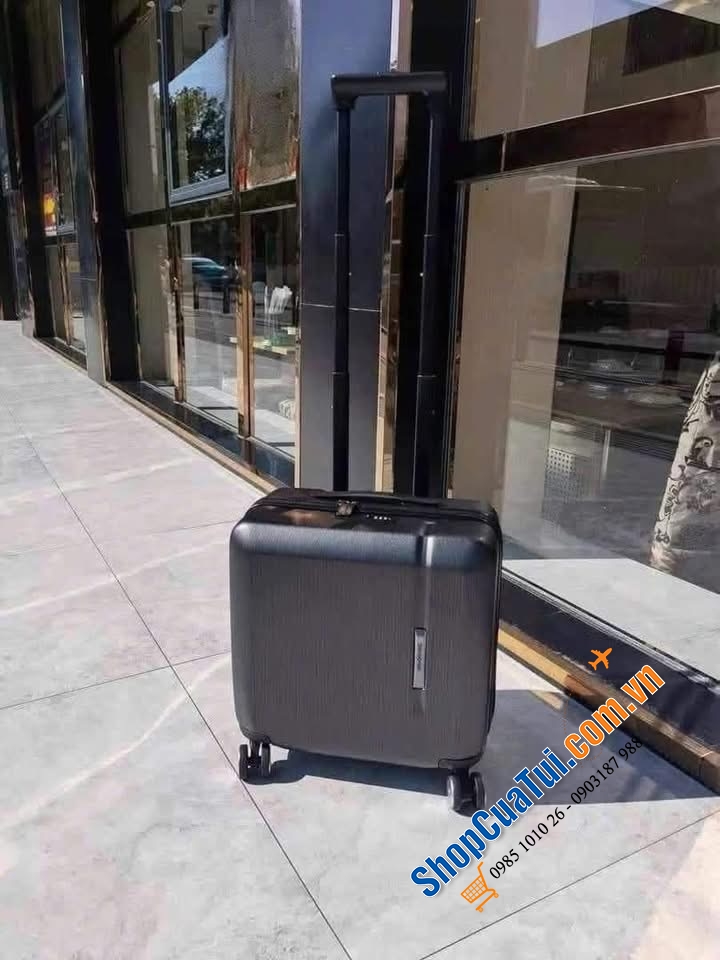 Valy Samsonite Novae 18\\\".