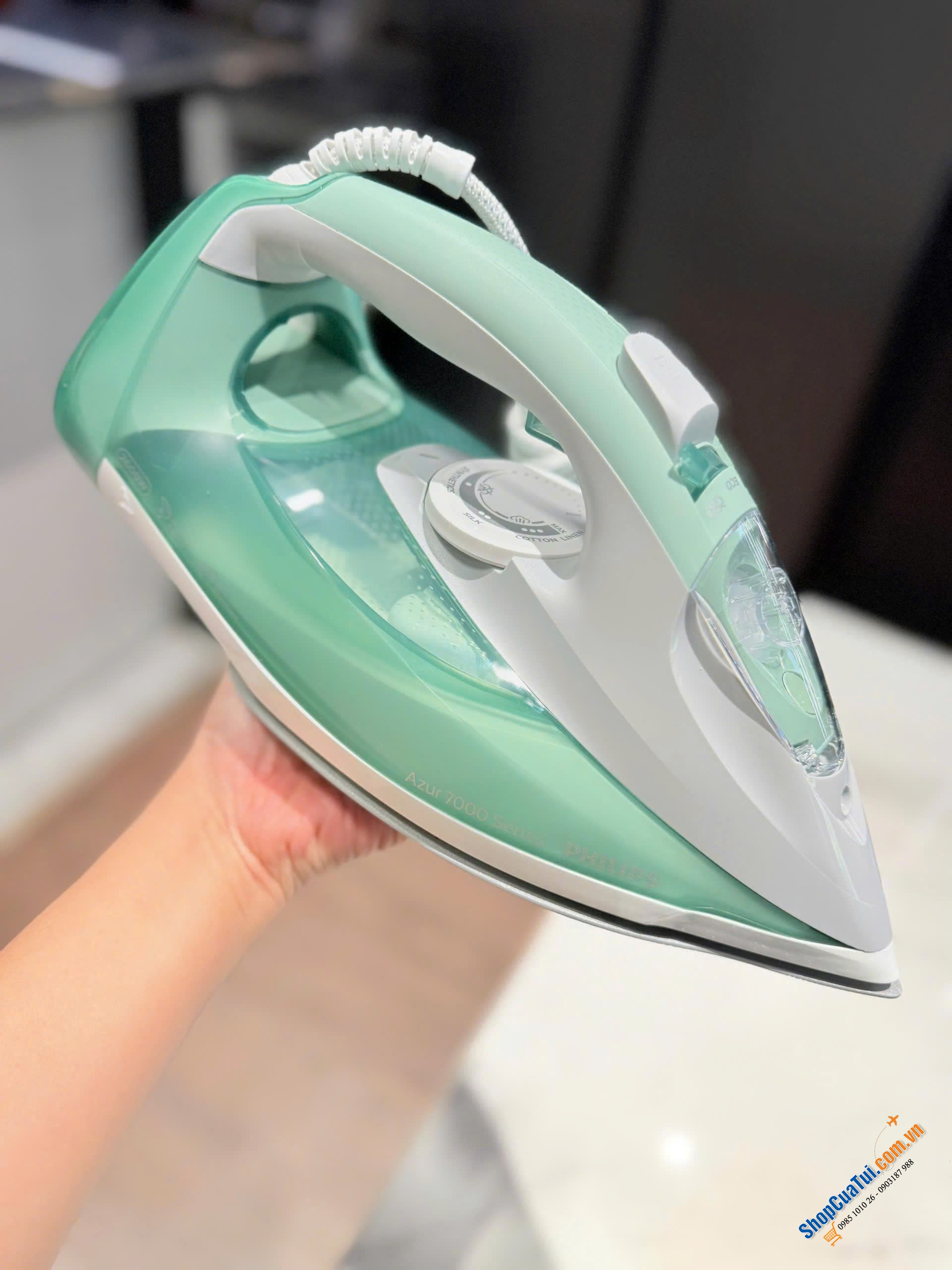 Bàn là Philips 7000 Series DST 7012/70 SteamGlide Plus 2600W.