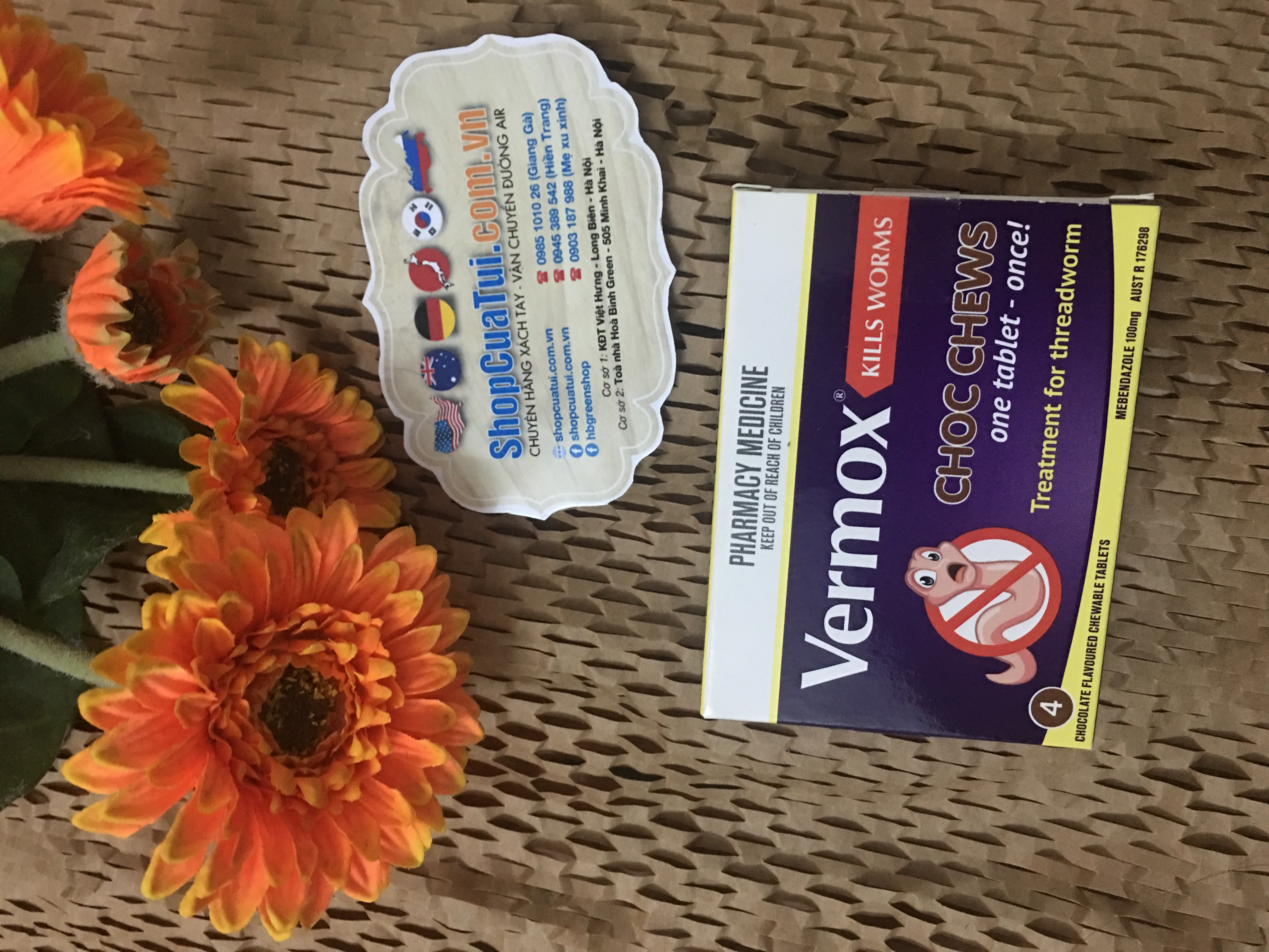 Thuốc tẩy giun sán Vermox vỉ 4 viên