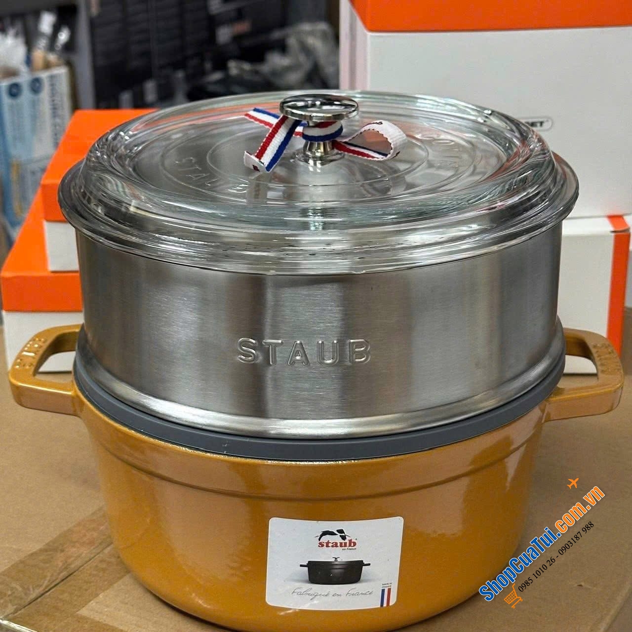 NỒI GANG STAUB 24cm vung kính kèm xửng hấp - vàng mù tạt, graphite xám.