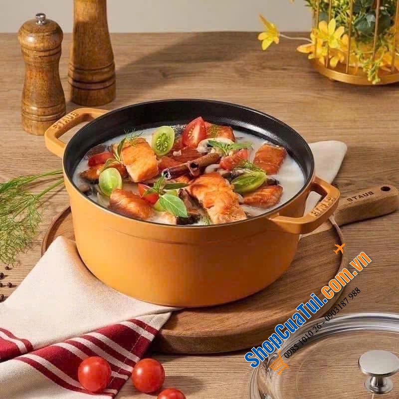 NỒI GANG STAUB 24cm vung kính kèm xửng hấp - vàng mù tạt, graphite xám.