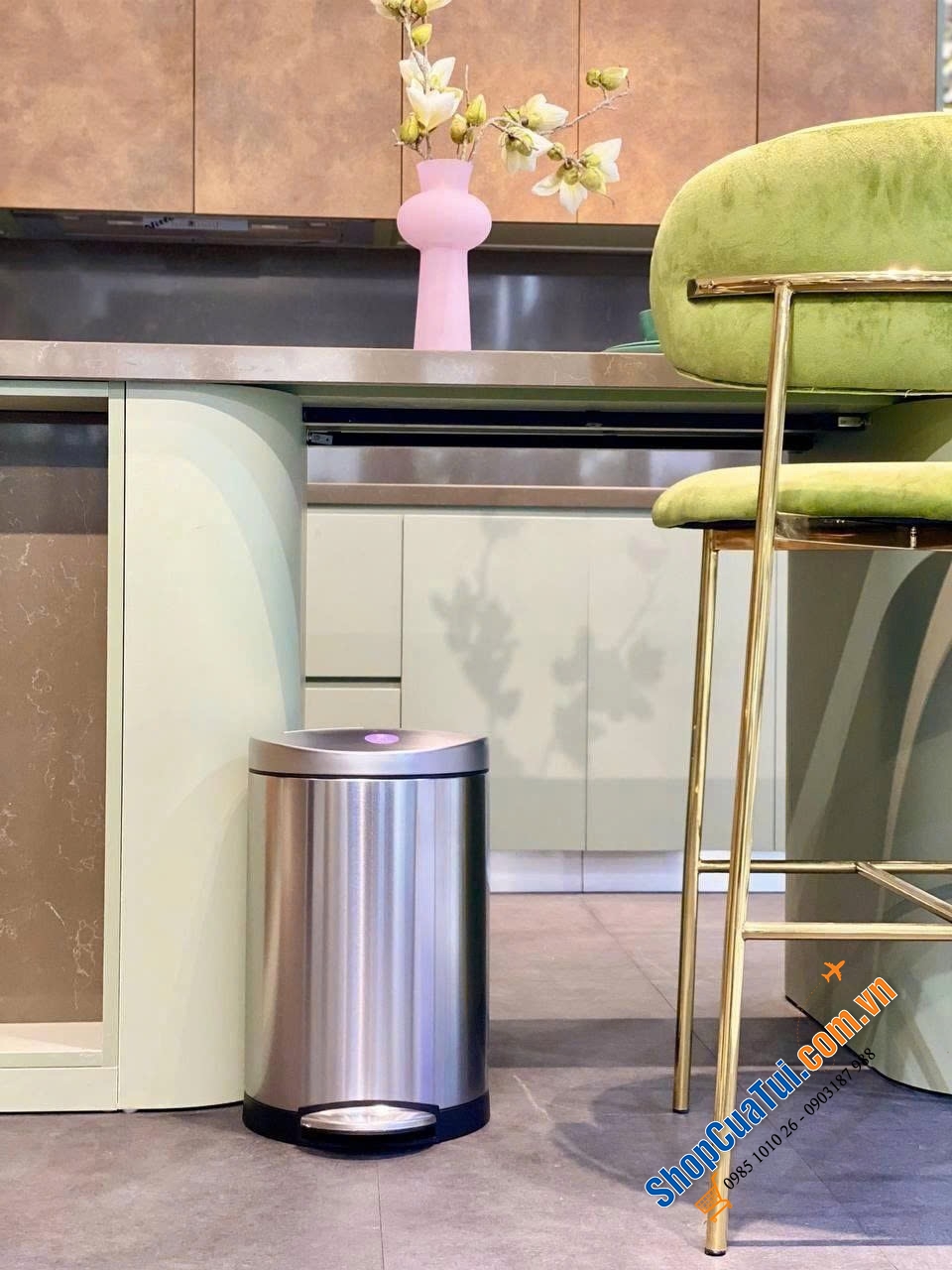 Thùng rác bán nguyệt Simplehuman 6l.