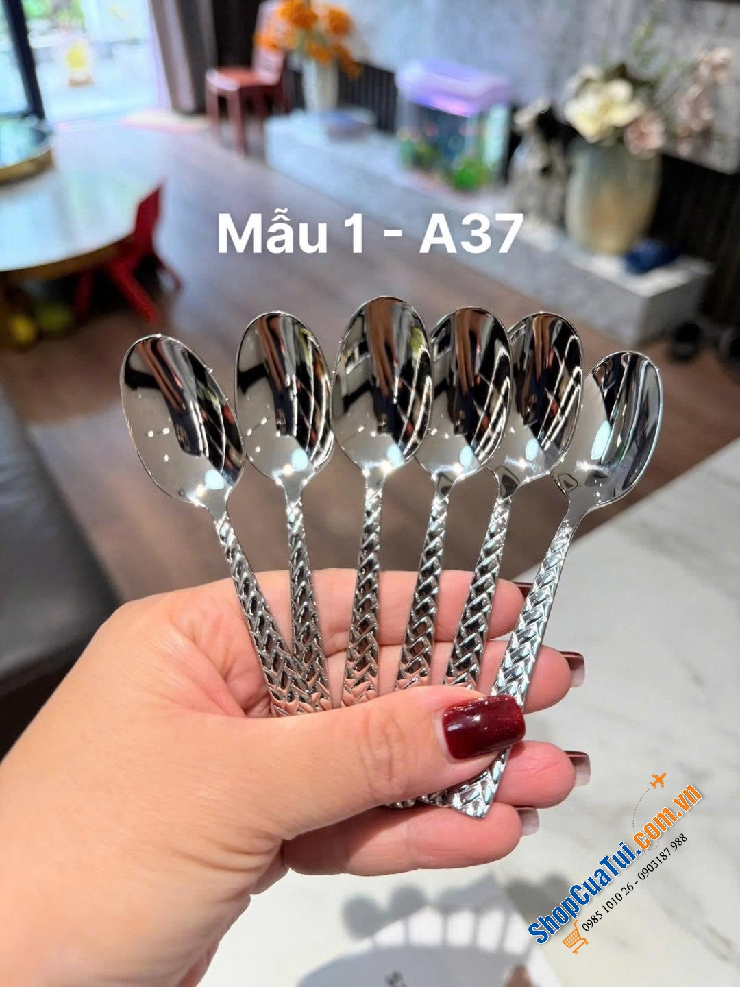 Set 6 thìa Moka Sambonet về 2 màu Vàng, Bạc.