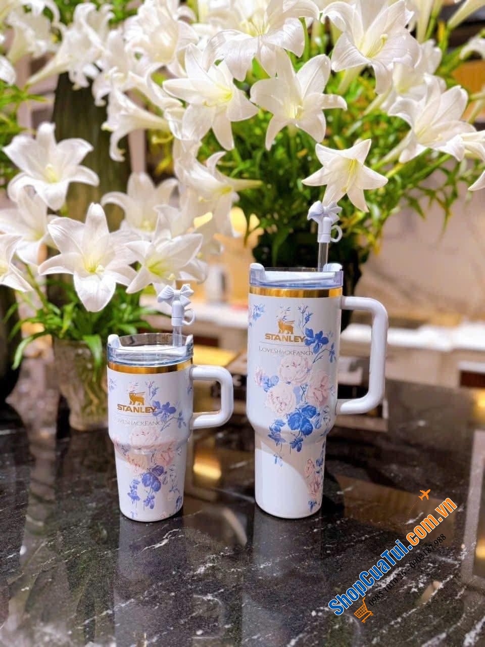 Ly nước \\\"siêu giữ nhiệt\\\" STANLEY ly hàng hiệu đi đâu cũng bắt gặp.