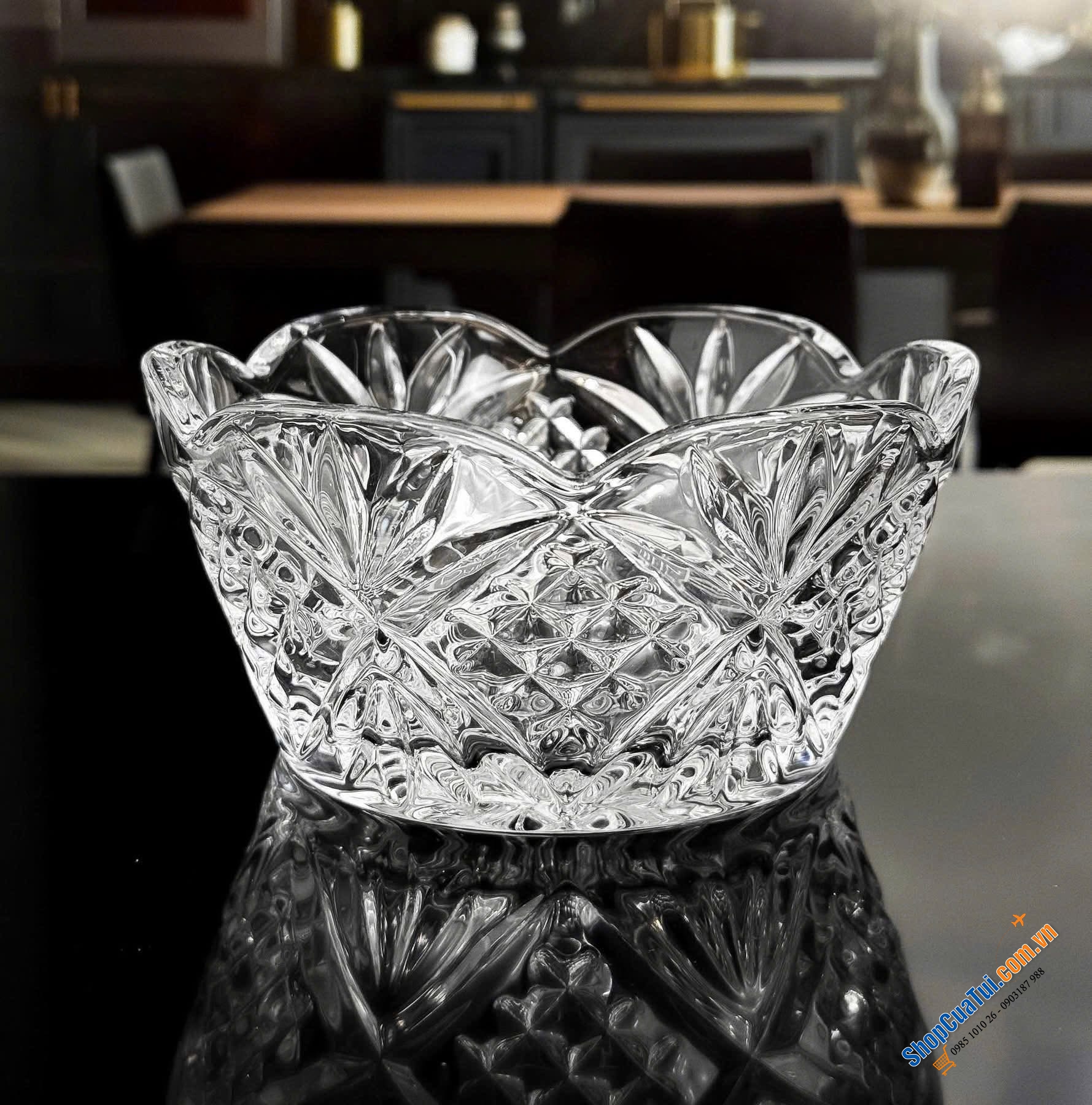 Đĩa pha lê khai vị kèm chén nước chấm GODINGER Dublin đường kính 30cm.