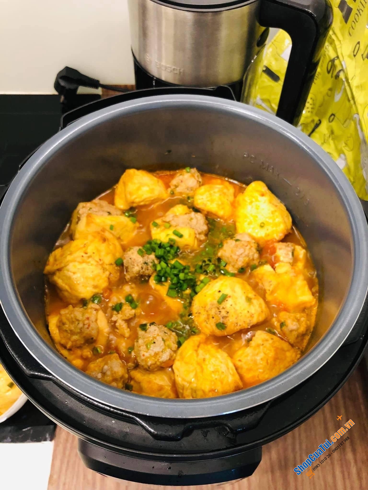 Nồi áp suất điện Instant Pot Pro 60 2026 5,7 Lit 10in1 - BẢN CẢI TIẾN NÂNG CẤP so với model cũ.