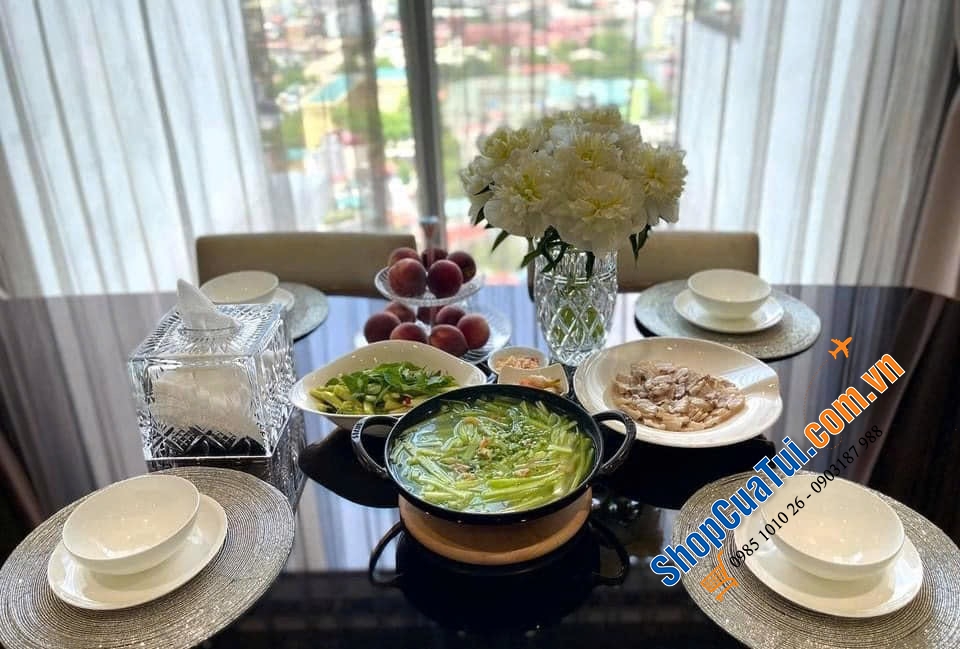 Set 4 miếng lót bàn ăn Loberon Barningham.