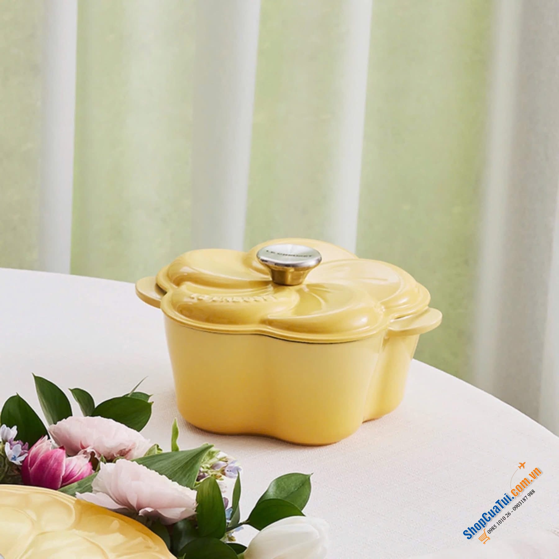 Nồi gang Le Creuset Petal 20cm – điểm nhấn hoàn hảo cho căn bếp tinh tế.