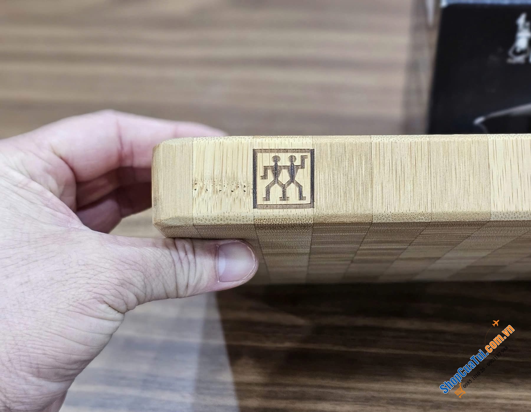 Thớt gỗ tre cao cấp ZWILLING Bambus 36 x 25,5 cm.