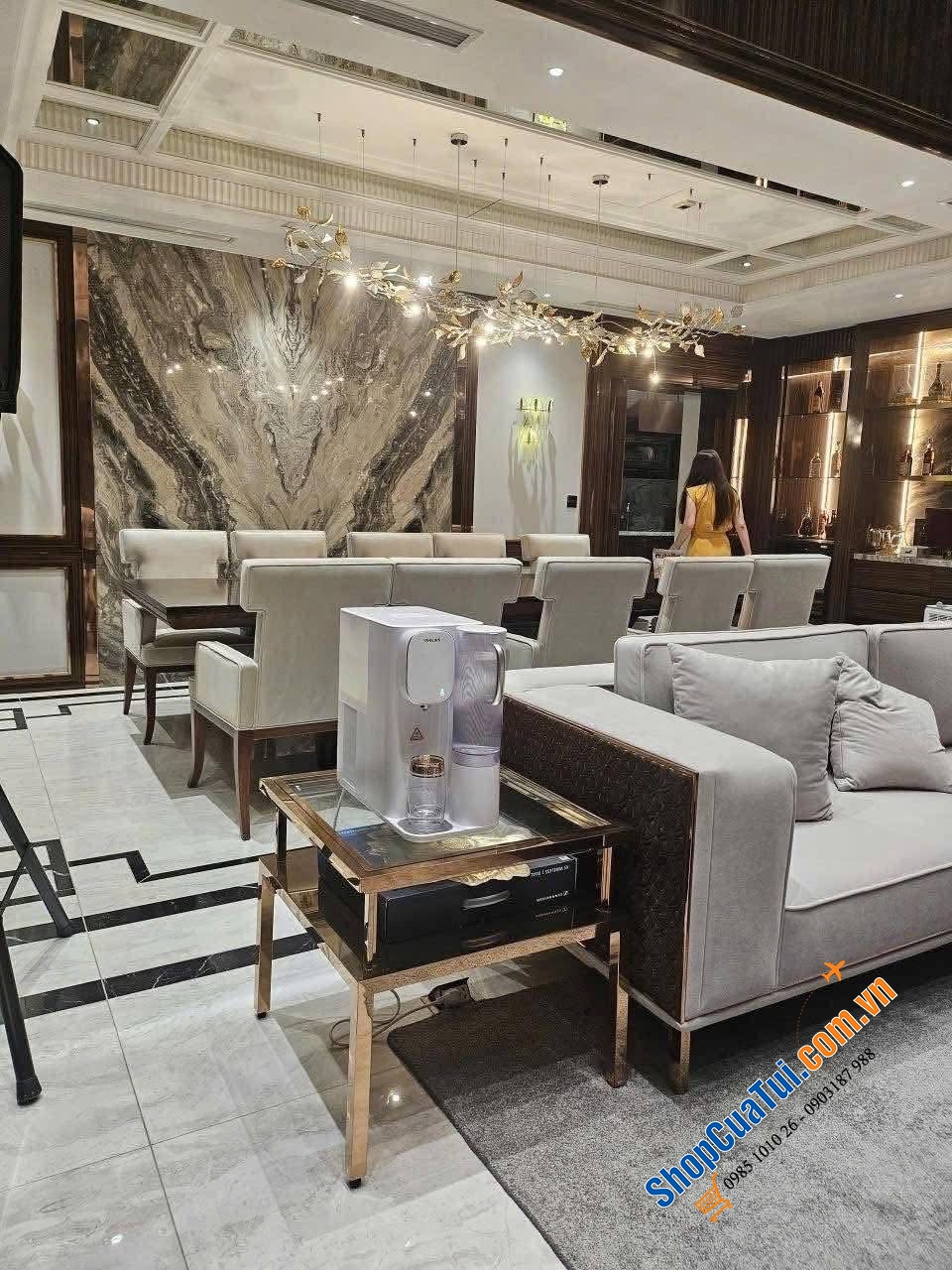 Máy lọc nước RO Philips ADD6912BL/90 màu xanh & Máy lọc nước RO Philips ADD6912WH/74 màu trắng.