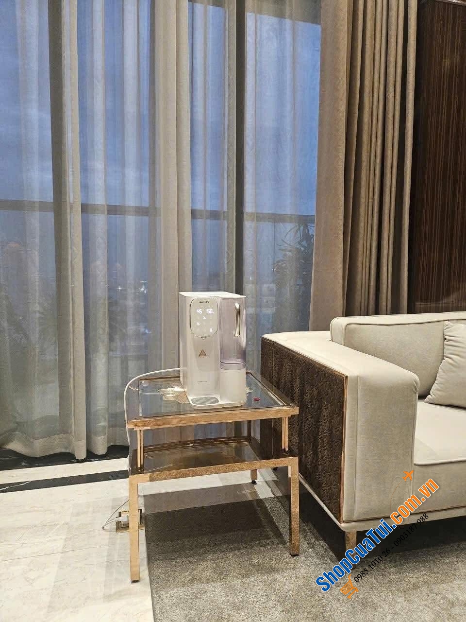 Máy lọc nước RO Philips ADD6912BL/90 màu xanh & Máy lọc nước RO Philips ADD6912WH/74 màu trắng.