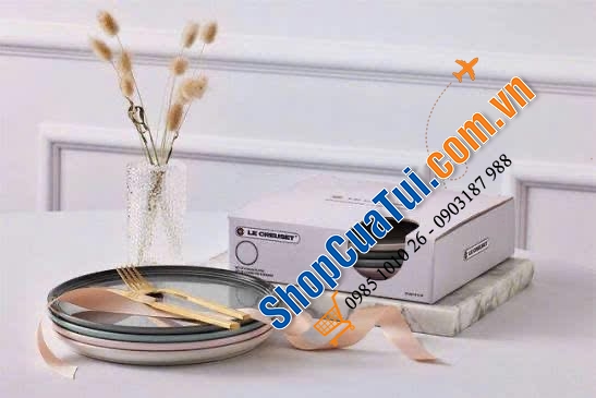 Set 4 Đĩa Le Creuset Cereal pastel 22cm & Set 4 bát Le Creuset Cereal 16cm xinh xỉu luôn.