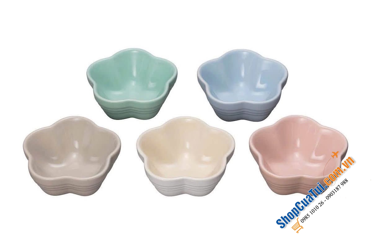 Set bát chấm hoa Le Creuset 8cm – nhỏ xinh.
