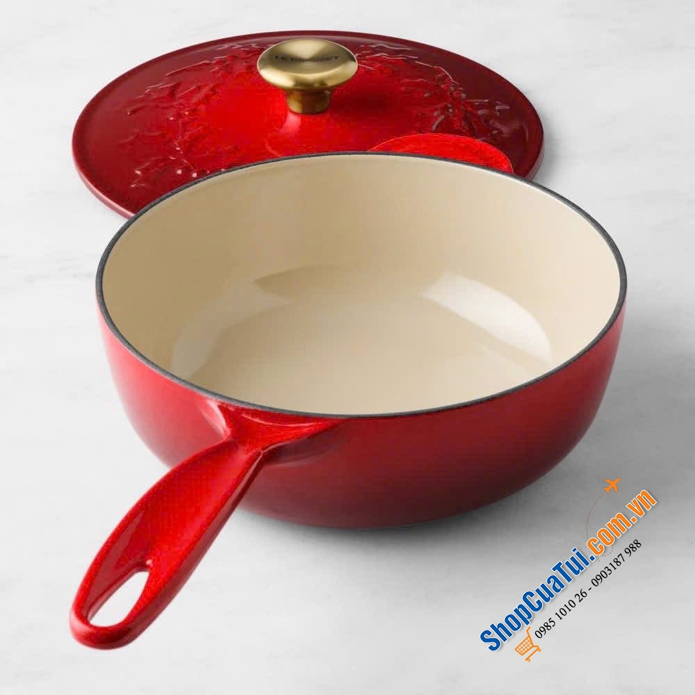 Chiếc chảo  Le Creuset Holly Signature Skillet 21cm – biểu tượng của đẳng cấp bếp Âu.