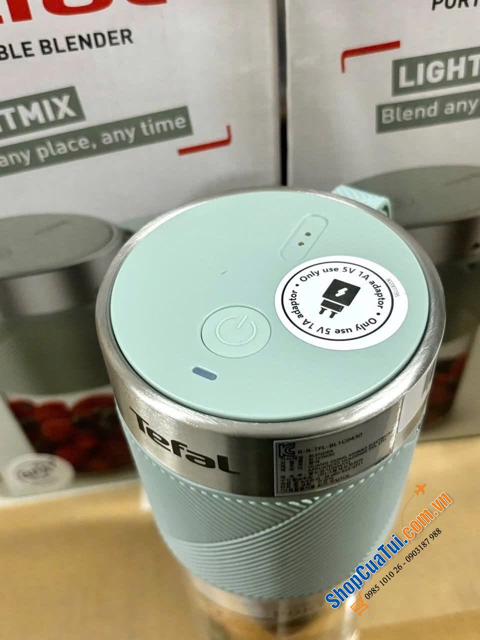 Tefal LightMix on-the-go – màu vàng và màu xanh mint pastel siêu xinh.