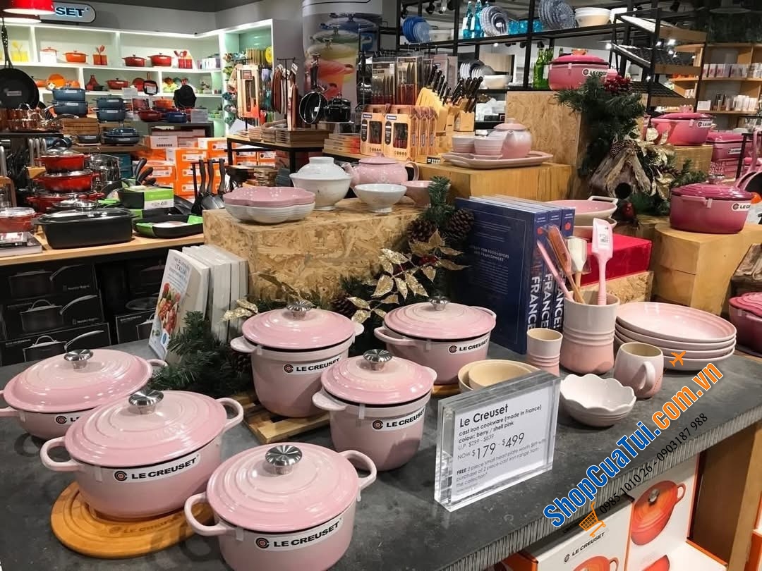 Nồi cơm Le Creuset Cocotte Every 18 màu hồng siêu xinh.