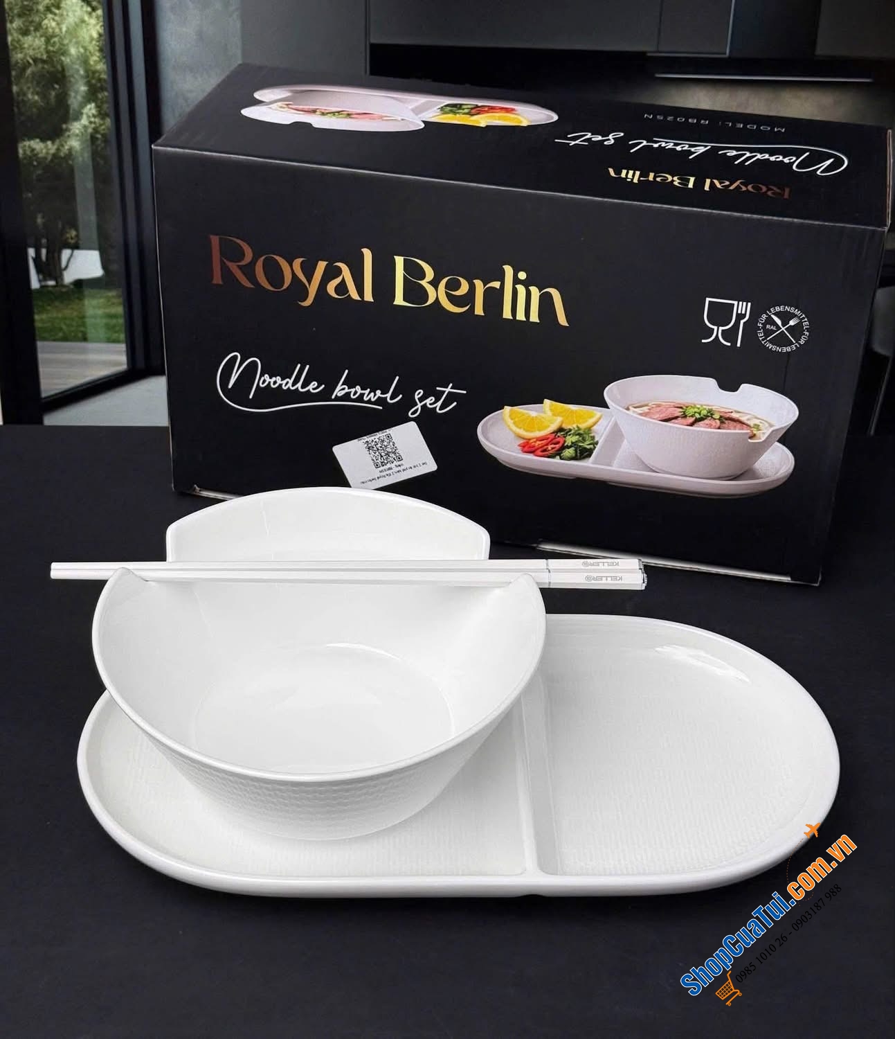 Set 2 bát ăn phở kèm 2 đĩa của Royal Berlin.
