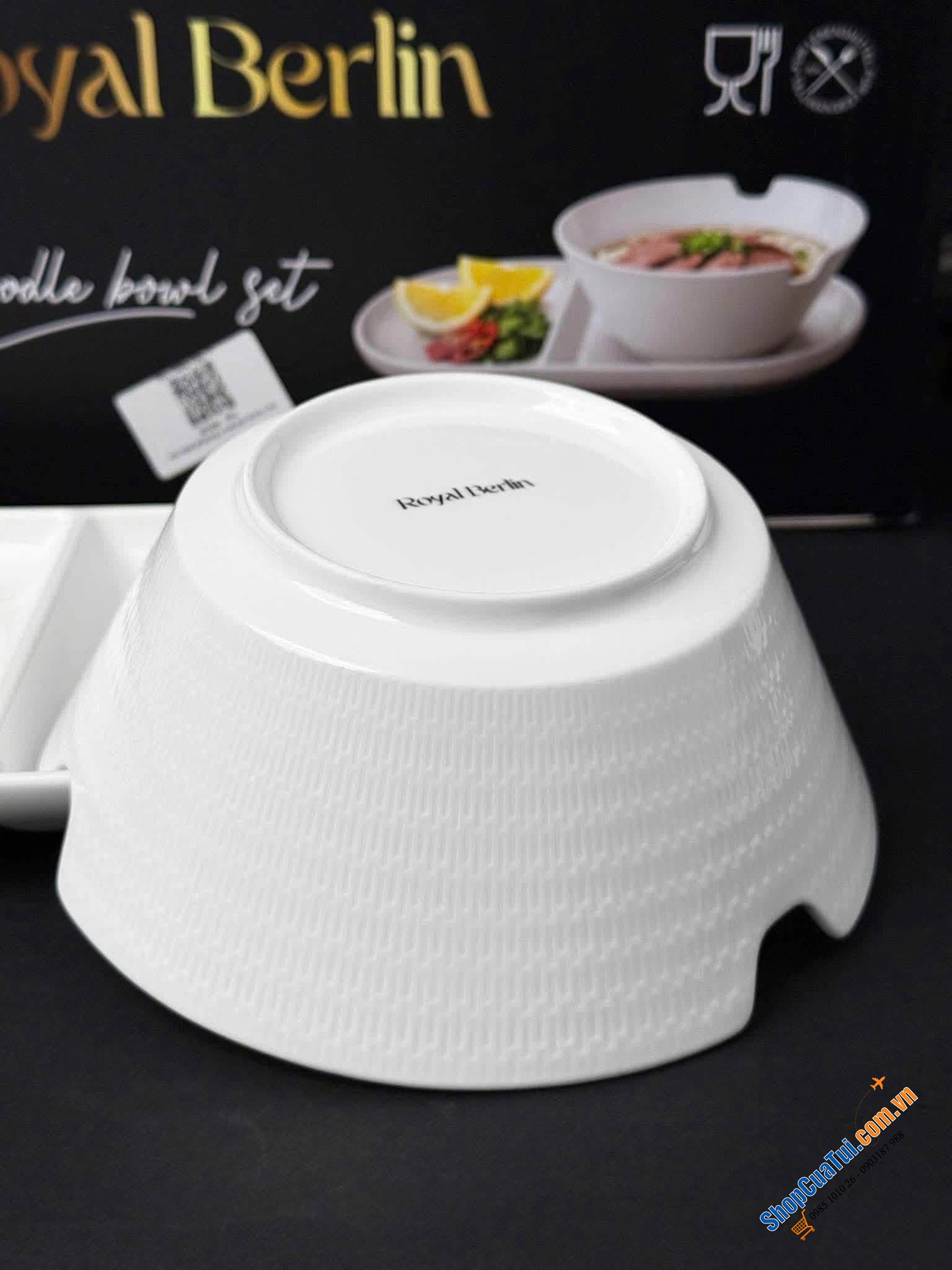 Set 2 bát ăn phở kèm 2 đĩa của Royal Berlin.
