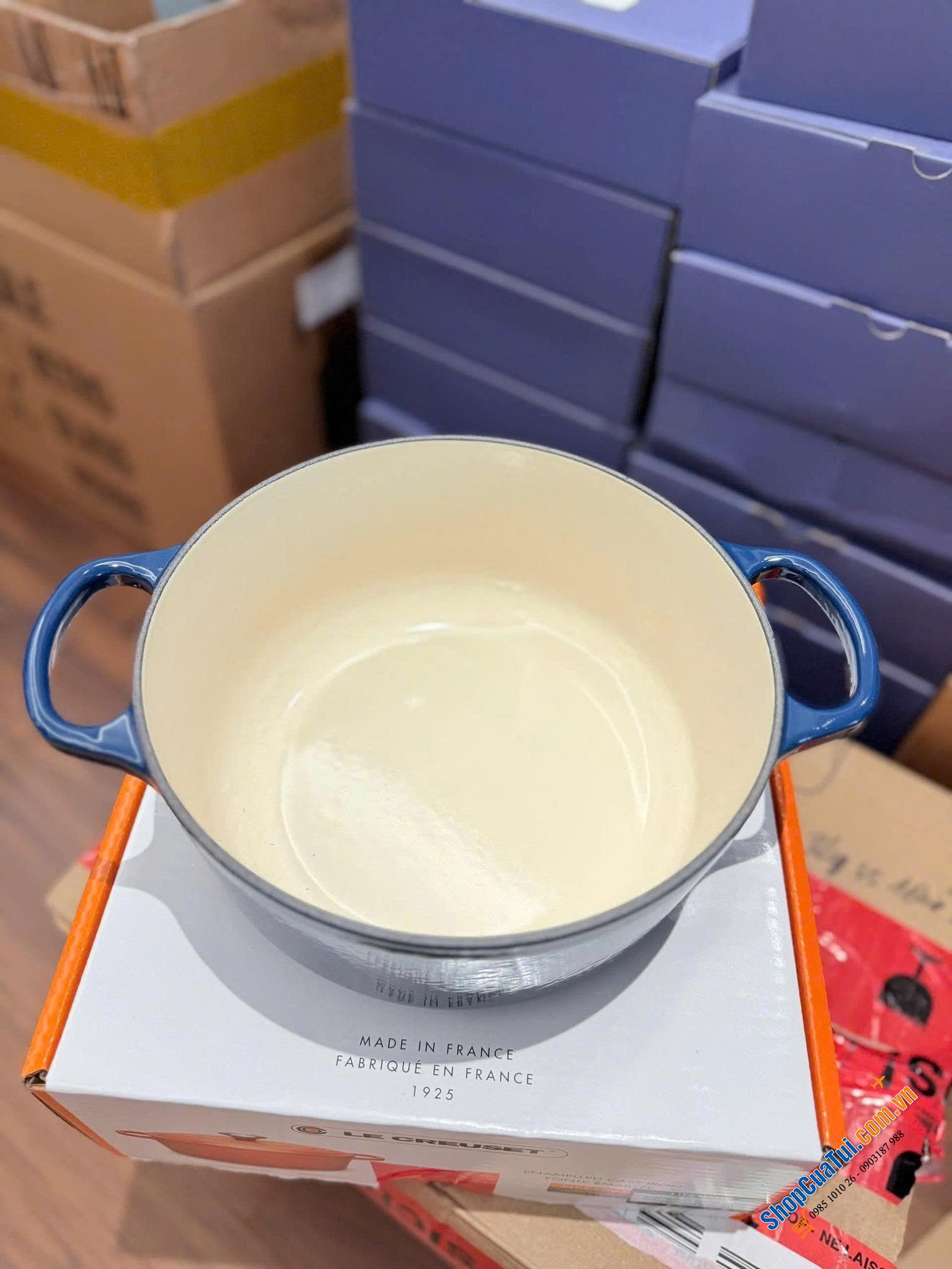 Nồi Le Creuset Nuit  Bräter Signature rund 20cm.