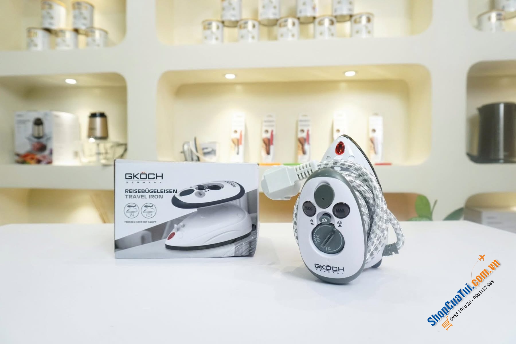 Bàn là du lịch mini GKÖCH.