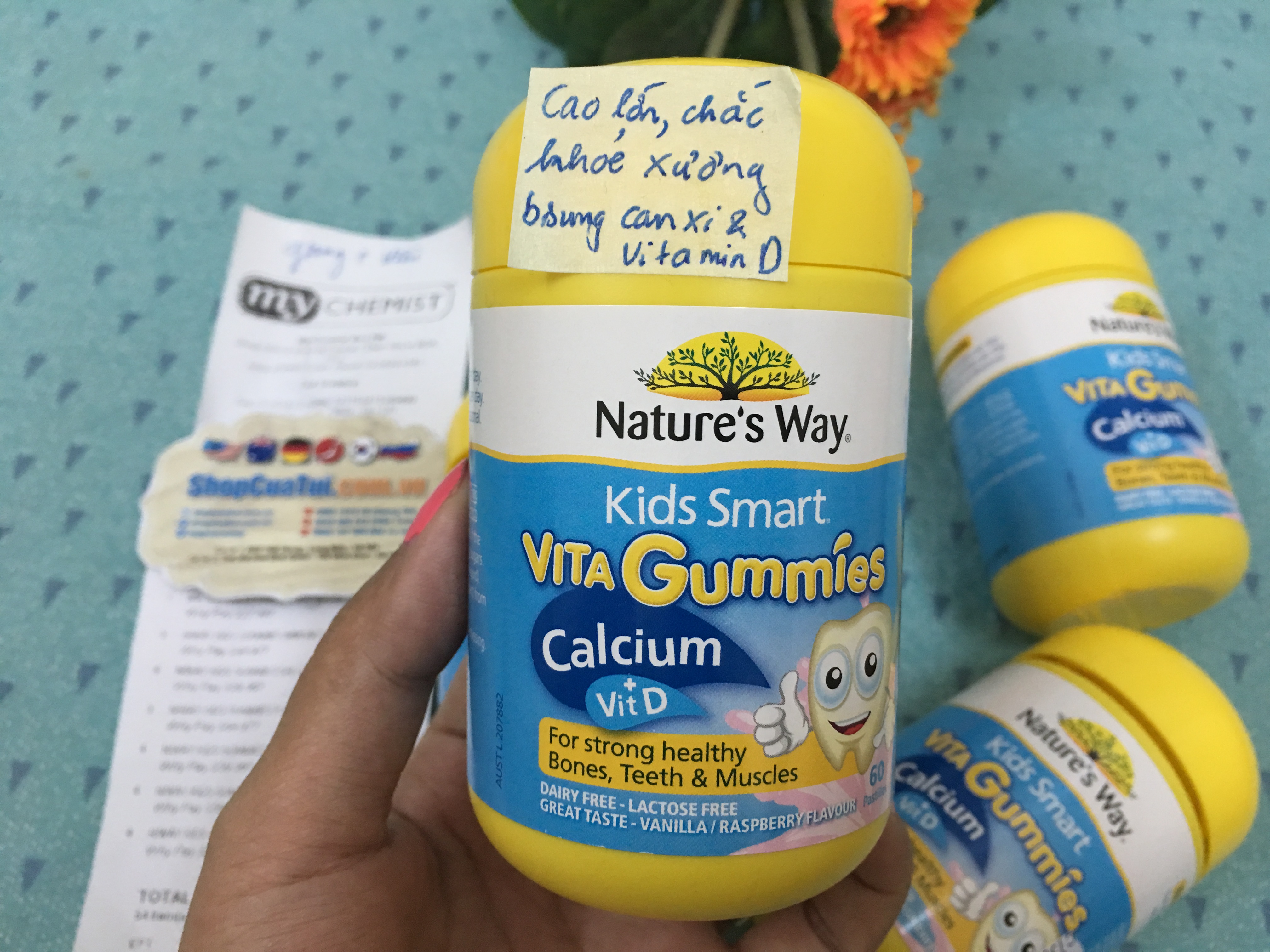 Kẹo dẻo canxi và vitamin D cho bé Nature’s Way Kids Smart Vita-Gummies Calcium vị vani mềm và ngon giúp hỗ trợ bổ sung calcium và vitamin D3 hằng ngày cho bé