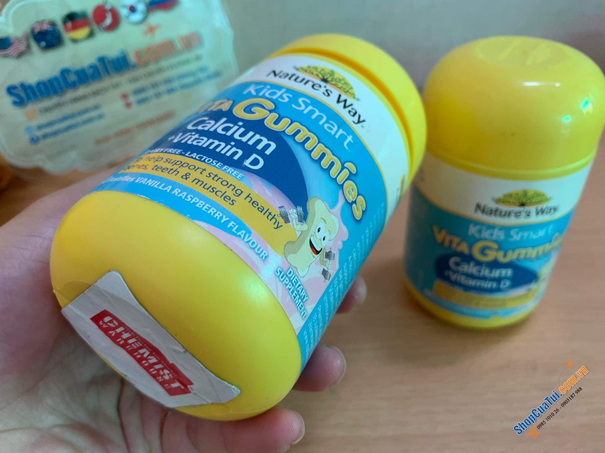 Kẹo dẻo canxi và vitamin D cho bé Nature’s Way Kids Smart Vita-Gummies Calcium vị vani mềm và ngon giúp hỗ trợ bổ sung calcium và vitamin D3 hằng ngày cho bé, giúp trẻ cao lớn, xương khoẻ, chắc răng