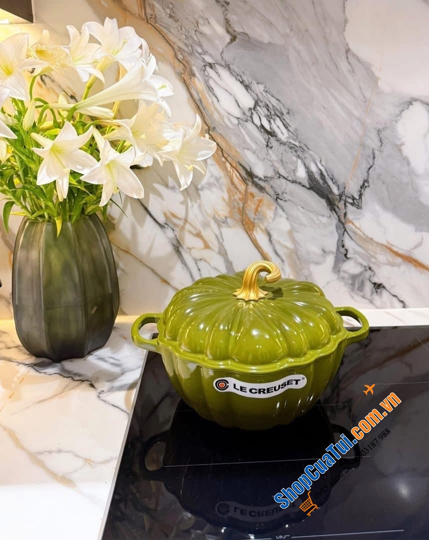 Nồi chảo gang bí ngô Le Creuset  24cm màu Olive & mầu cam.