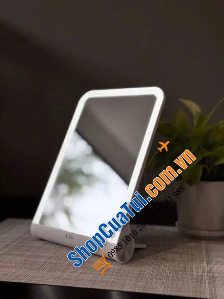 GƯƠNG TRANG ĐIỂM EKO IMIRA - Makeup đẹp hơn nhiều khi có ánh sáng chuẩn.