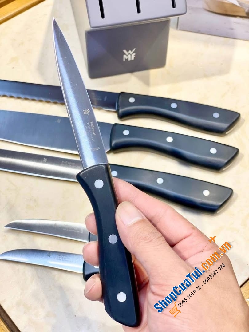 Nấu ăn chuyên nghiệp như nhà hàng nhờ bộ dao WMF Knife Block With Knife Set 7 Pieces.
