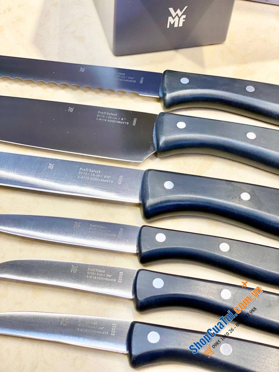 Nấu ăn chuyên nghiệp như nhà hàng nhờ bộ dao WMF Knife Block With Knife Set 7 Pieces.
