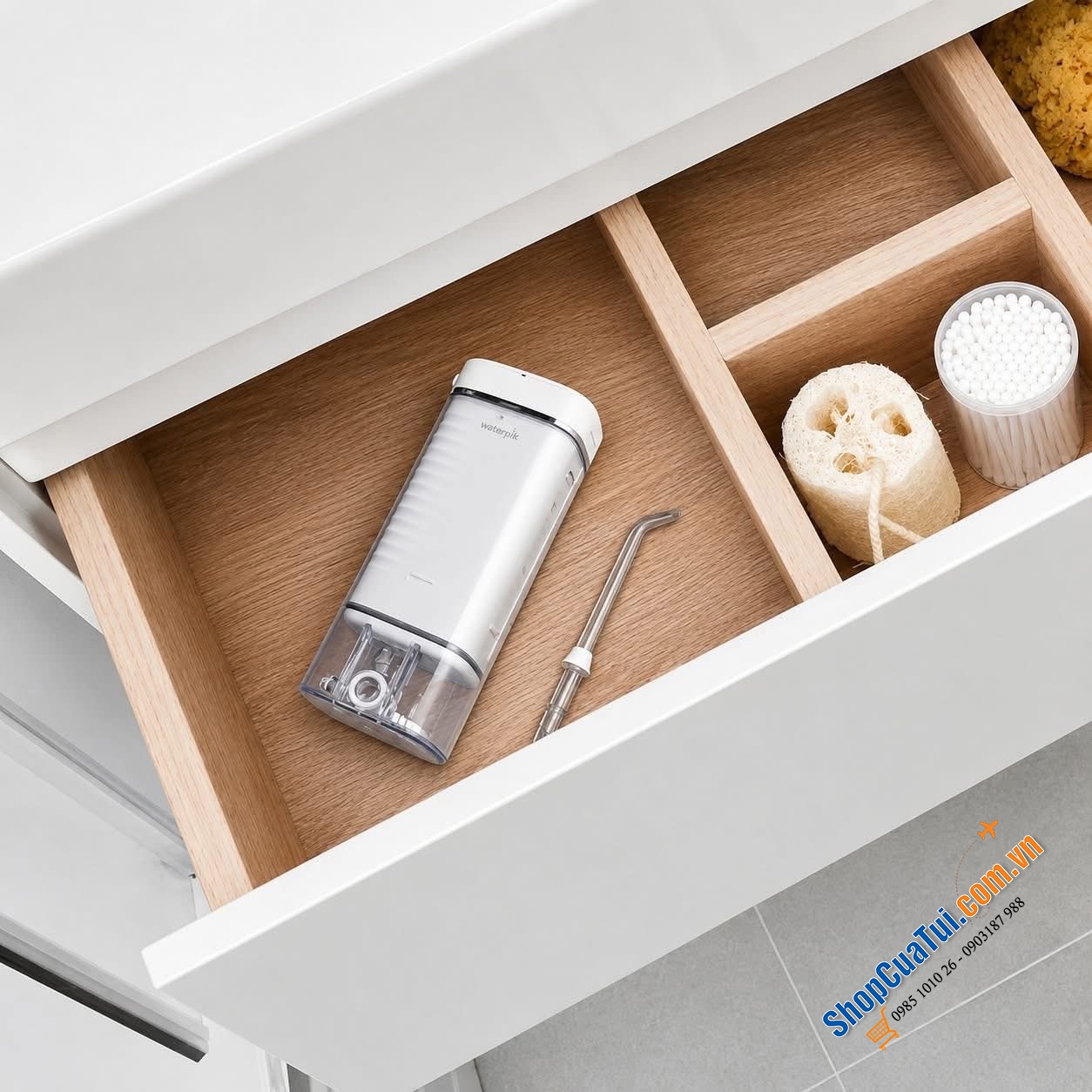 Máy tăm nước không dây có thể gấp gọn Waterpik Cordless Slide.
