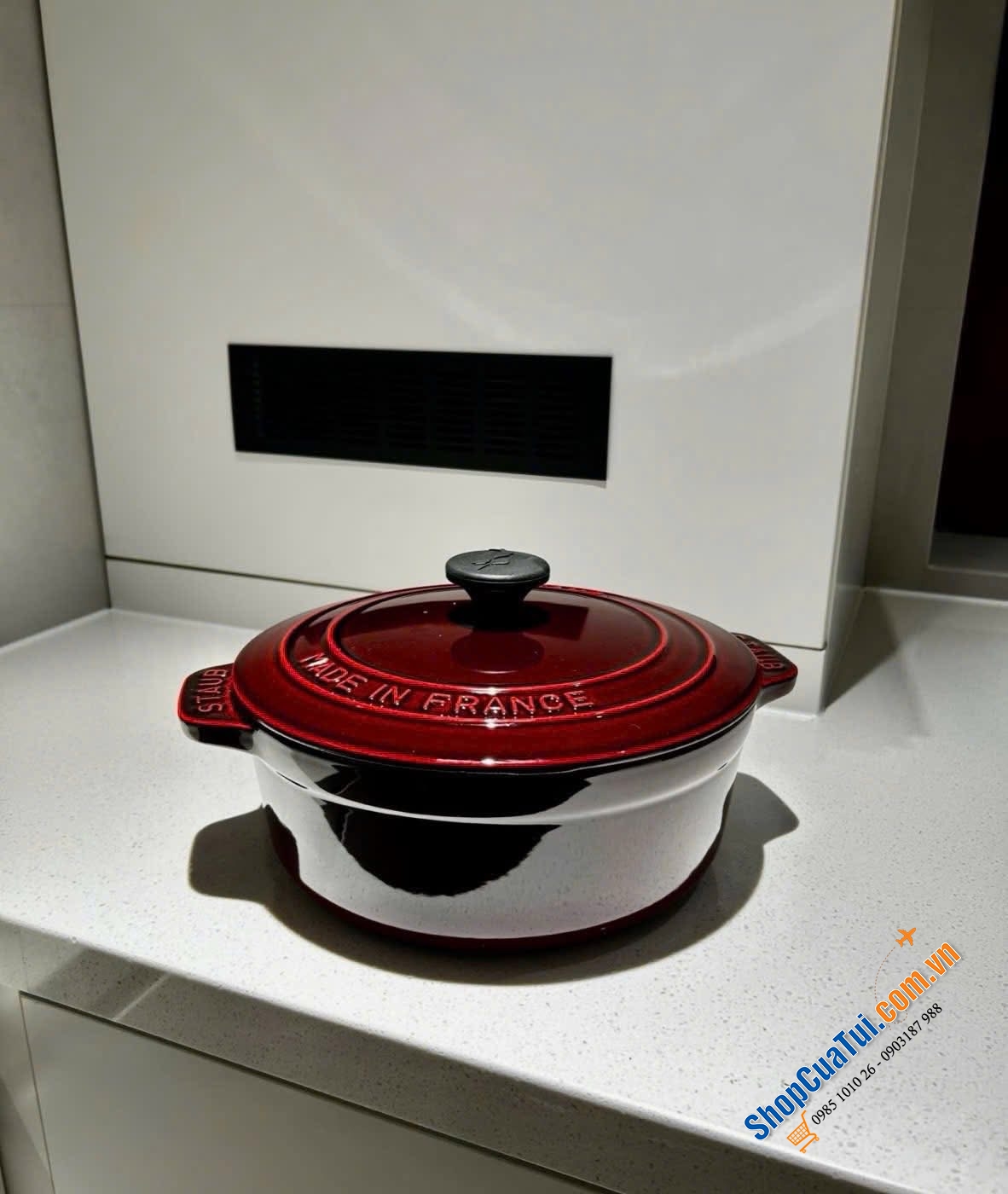 Bộ nồi kèm xửng hấp STAUB size 24cm đỏ mận.
