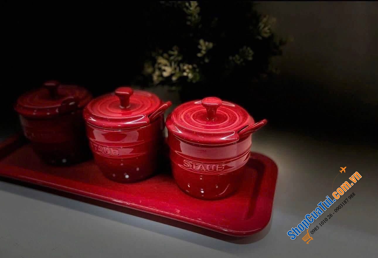 SET GIA VỊ STAUB ĐỎ.