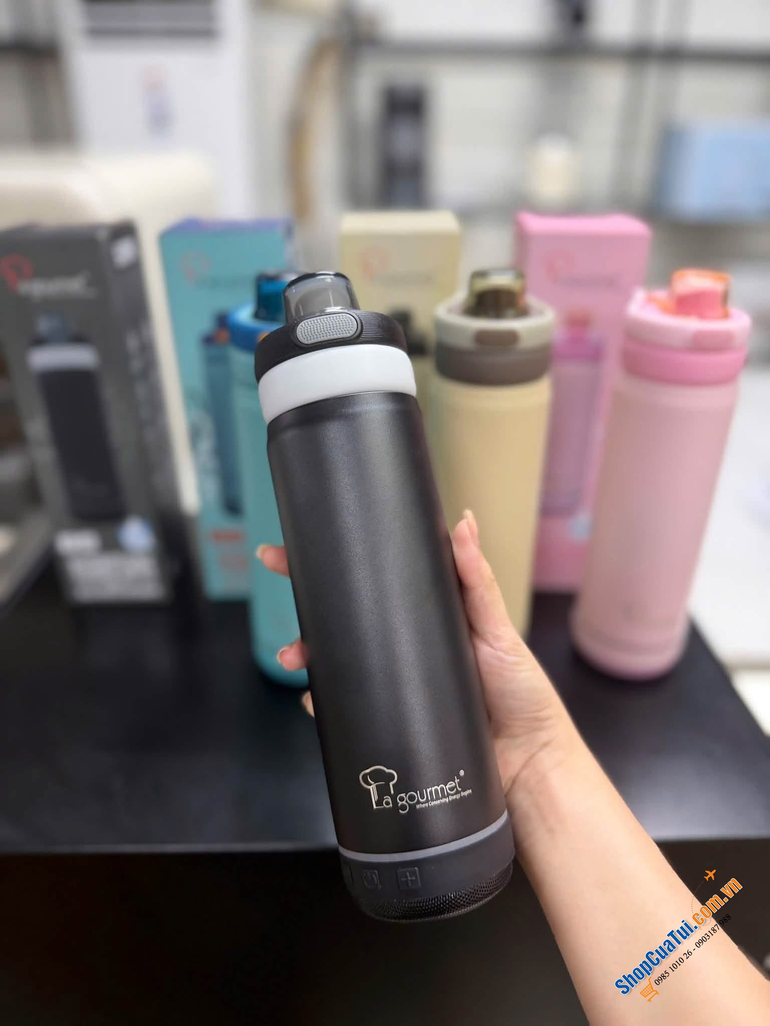 Bình giữ nhiệt tích hợp loa Bluetooth La Gourmet Hydrotune 500ml – Không chỉ là bình nước, mà còn là người bạn đồng hành cho mọi cuộc vui!