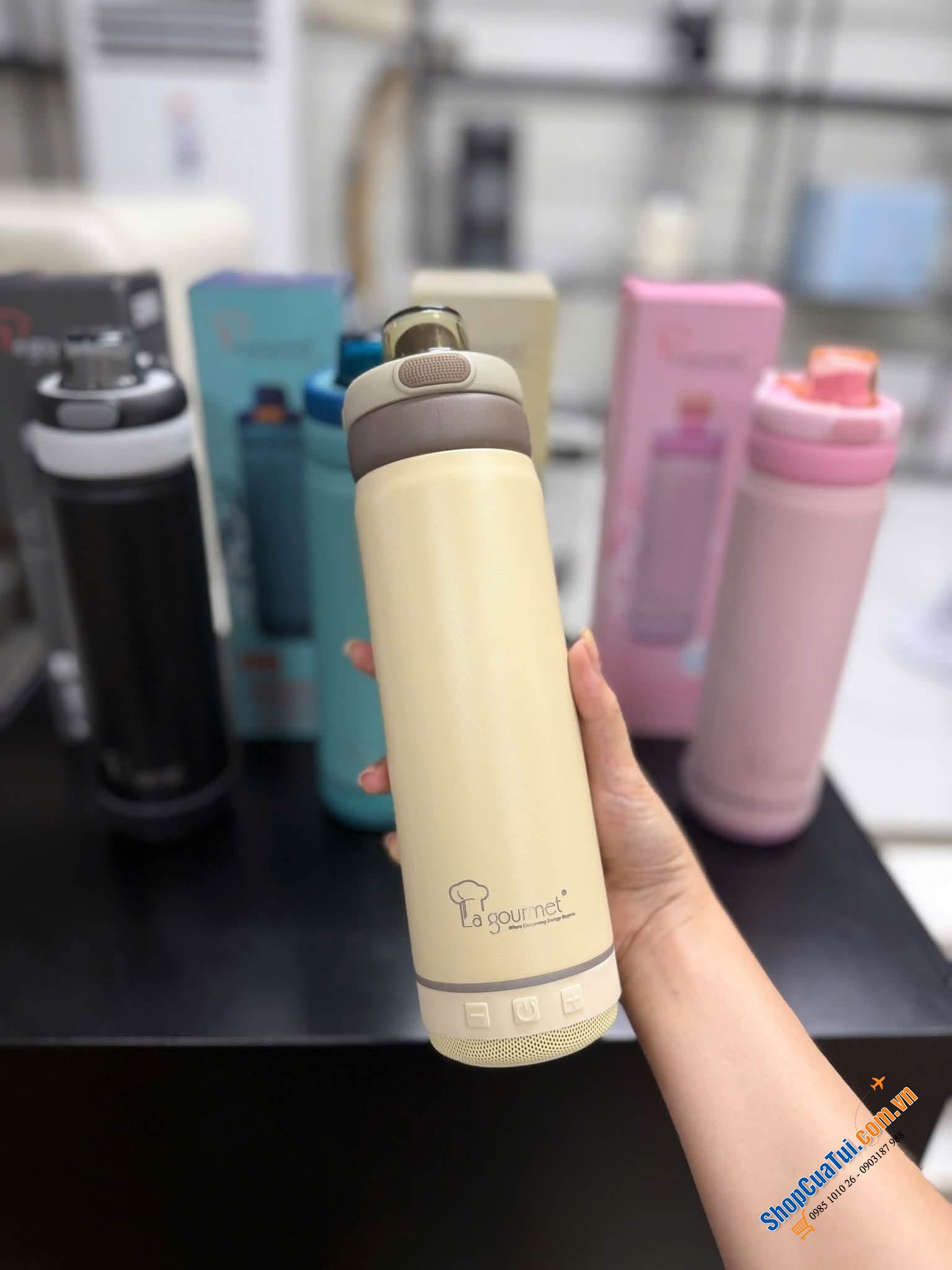 Bình giữ nhiệt tích hợp loa Bluetooth La Gourmet Hydrotune 500ml – Không chỉ là bình nước, mà còn là người bạn đồng hành cho mọi cuộc vui!